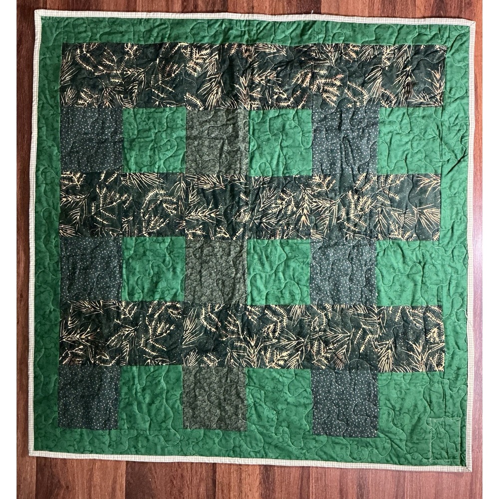 HANDCRAFTED WITH LOVE Green Patchwork Quilt With Beige Gingham Back 36in X 36in